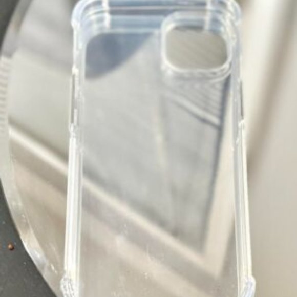 Brand New Ultra Slim and Soft iPhone 13 Case Clea - Picture 2 of 3